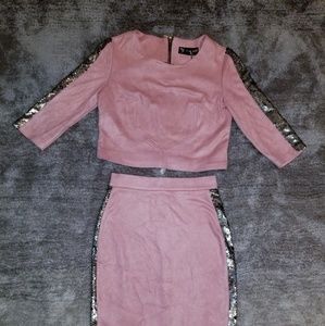 Women skirt & crop top set